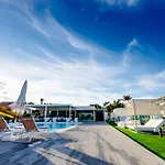 赛文康体酒店 - 仅接待男同性恋 4* 马斯帕洛马斯