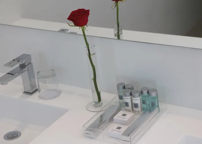 Hotel Seven & Wellness - Gay Men Only 4*