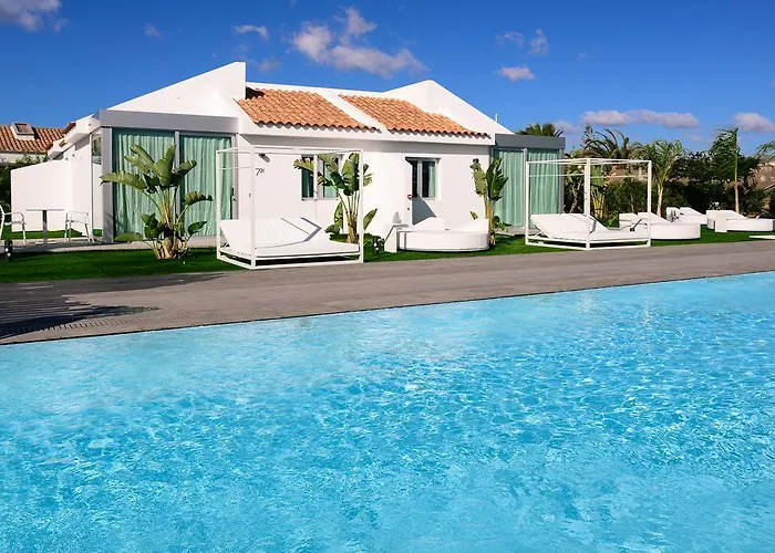 Seven & Wellness - Gay Men Only 4*