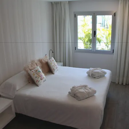 호텔 Seven & Wellness - Gay Men Only