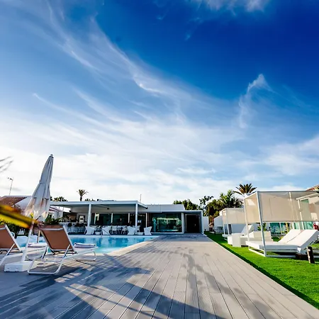 Seven & Wellness - Gay Men Only 4* 마스팔로마스