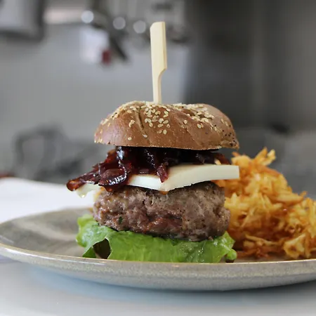 Seven & Wellness - Gay Men Only 호텔