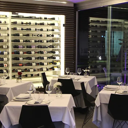 호텔 Seven & Wellness - Gay Men Only